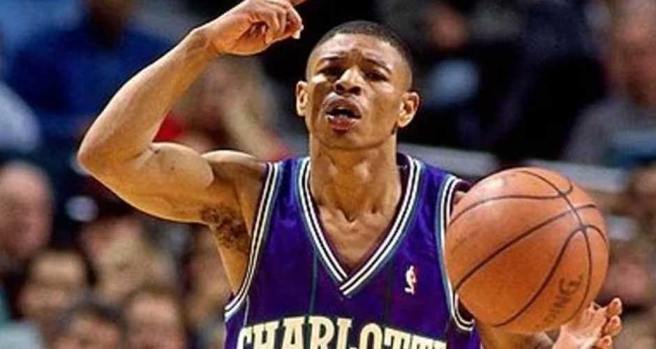 Muggsy-Bogues’-Net-Worth,-Early-Life